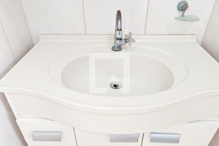 Casa à venda com 150m², 3 quartos e 2 vagas Casa à venda com 150m², 3 quartos e 2 vagasBanheiro