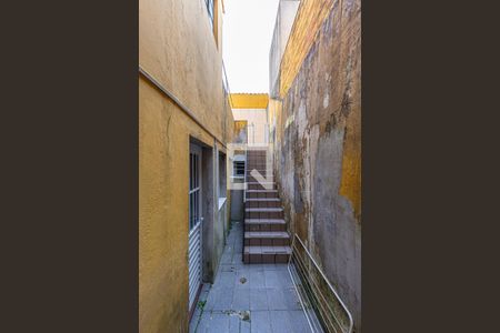 Casa à venda com 209m², 4 quartos e 2 vagasCorredor Porão 