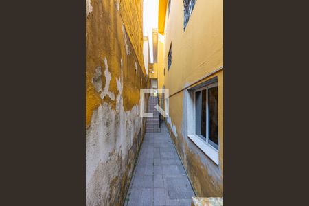 Casa à venda com 209m², 4 quartos e 2 vagasCorredor Porão 