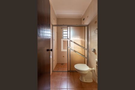 Casa à venda com 209m², 4 quartos e 2 vagasBanheiro 2