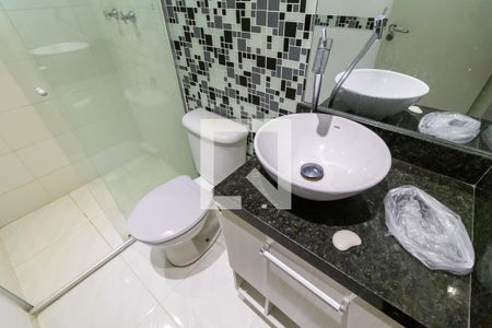 Apartamento para alugar com 47m², 2 quartos e 1 vaga Apartamento para alugar com 47m², 2 quartos e 1 vagaBanheiro