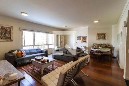 Sala de apartamento à venda com 3 quartos, 150m² em Real Parque, São Paulo