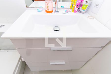 Apartamento à venda com 60m², 2 quartos e 1 vaga Apartamento à venda com 60m², 2 quartos e 1 vagaBanheiro da Suíte