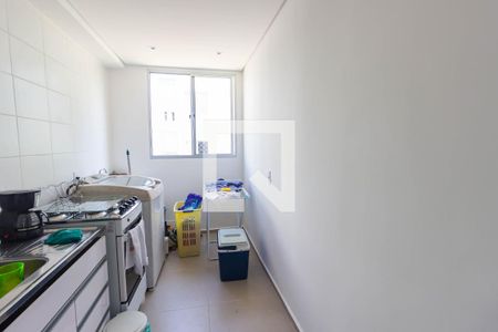 Apartamento para alugar com 44m², 2 quartos e 1 vaga Apartamento para alugar com 44m², 2 quartos e 1 vagaCozinha e Área de Serviço