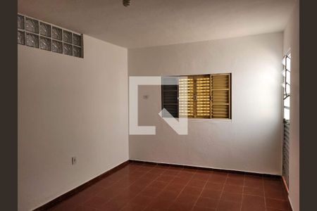 Casa à venda com 3 quartos, 150m² em Vila Babilonia, São Paulo