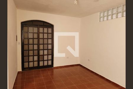 Casa à venda com 3 quartos, 150m² em Vila Babilonia, São Paulo