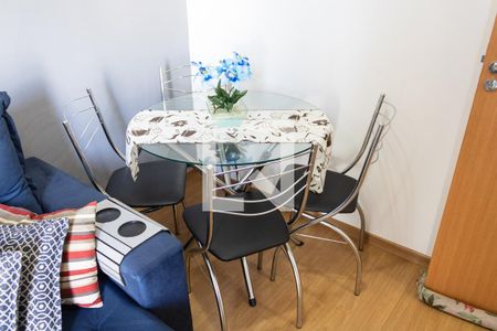 Sala de apartamento para alugar com 2 quartos, 44m² em Campo Grande, Rio de Janeiro