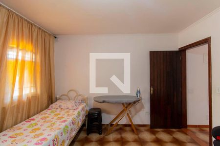 Casa à venda com 200m², 3 quartos e 4 vagasSuíte 1