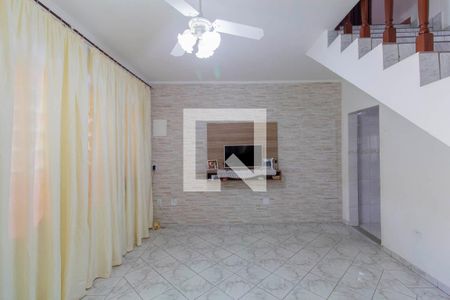 Casa à venda com 200m², 3 quartos e 4 vagasSala