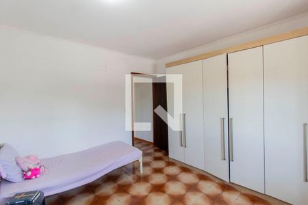 Casa à venda com 200m², 3 quartos e 4 vagasSuíte 3