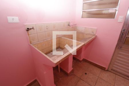 Casa à venda com 100m², 2 quartos e sem vagaÁrea de Serviço