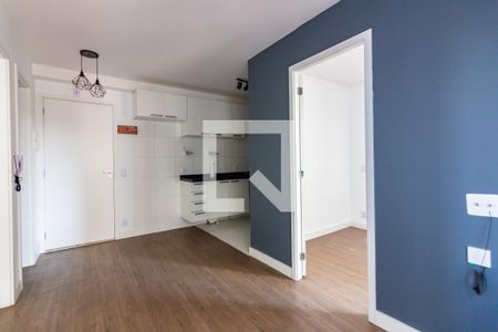 Sala  de apartamento para alugar com 2 quartos, 37m² em Presidente Altino, Osasco
