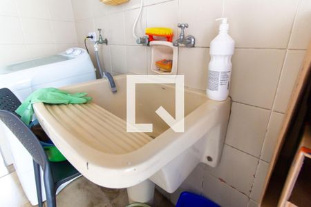 Casa à venda com 240m², 4 quartos e 2 vagasÁrea de serviço