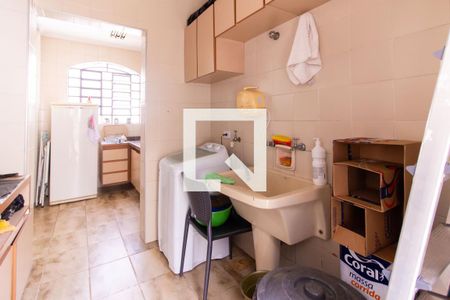 Casa à venda com 240m², 4 quartos e 2 vagasÁrea de serviço