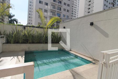 Apartamento à venda com 34m², 1 quarto e sem vagaPiscina