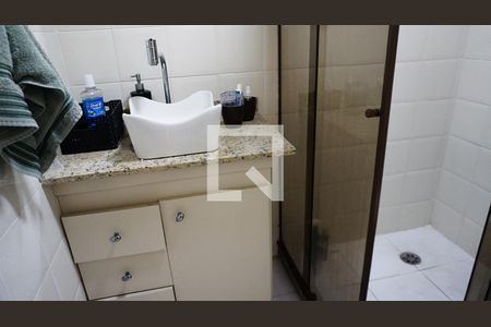 Apartamento à venda com 180m², 3 quartos e 3 vagasBanheiro Social