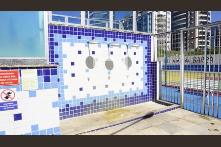 Apartamento à venda com 180m², 3 quartos e 3 vagasÁrea comum - Piscina