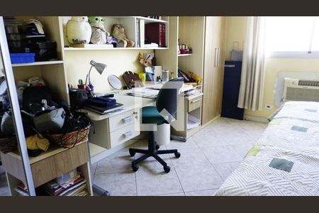 Apartamento à venda com 180m², 3 quartos e 3 vagasQuarto 2