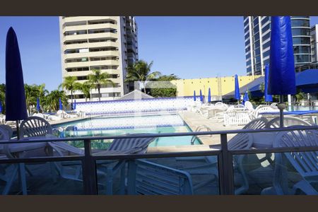 Apartamento à venda com 180m², 3 quartos e 3 vagasÁrea comum - Piscina
