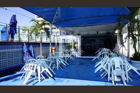 Apartamento à venda com 180m², 3 quartos e 3 vagasÁrea comum - Piscina