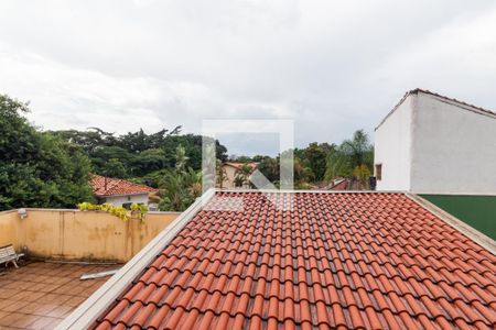 Casa à venda com 360m², 14 quartos e 3 vagas Casa à venda com 360m², 14 quartos e 3 vagasQuarto 2 - vista