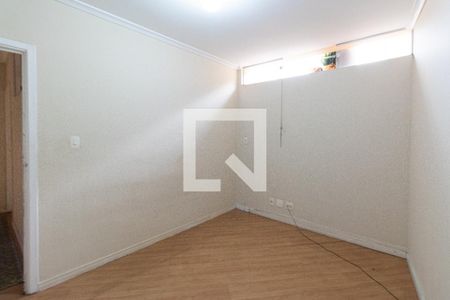 Casa à venda com 360m², 14 quartos e 3 vagas Casa à venda com 360m², 14 quartos e 3 vagasEdícula - sala 4