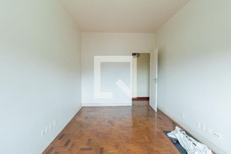 Casa à venda com 360m², 14 quartos e 3 vagas Casa à venda com 360m², 14 quartos e 3 vagasQuarto 4