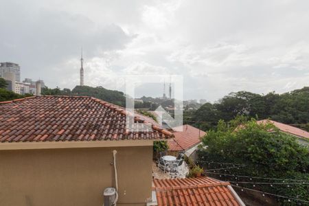 Casa à venda com 360m², 14 quartos e 3 vagas Casa à venda com 360m², 14 quartos e 3 vagasQuarto 5 - vista