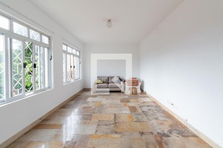 Casa à venda com 360m², 14 quartos e 3 vagas Casa à venda com 360m², 14 quartos e 3 vagasSala/copa