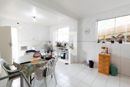 Casa à venda com 360m², 14 quartos e 3 vagas Casa à venda com 360m², 14 quartos e 3 vagasCozinha