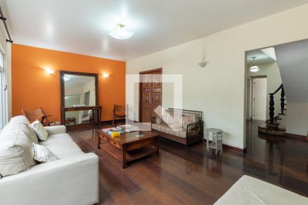 Sala de casa à venda com 14 quartos, 360m² em Sumaré, São Paulo