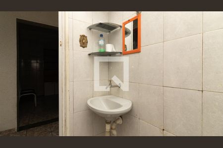 Casa à venda com 130m², 5 quartos e 1 vagaBanheiro