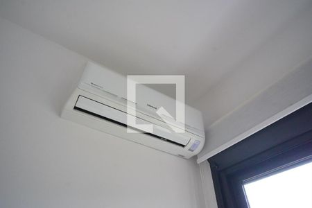 Sala - ar condicionado de kitnet/studio para alugar com 1 quarto, 38m² em Jardim Botânico, Porto Alegre