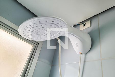 Casa para alugar com 65m², 2 quartos e 1 vaga Casa para alugar com 65m², 2 quartos e 1 vagaBanheiro Social