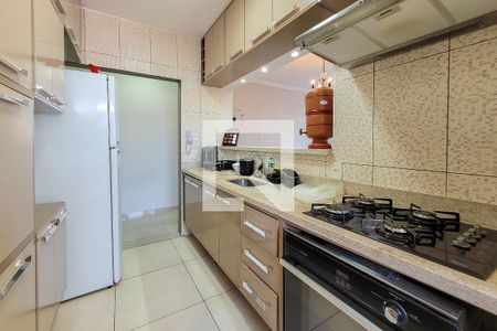 Casa para alugar com 65m², 2 quartos e 1 vaga Casa para alugar com 65m², 2 quartos e 1 vagaCozinha