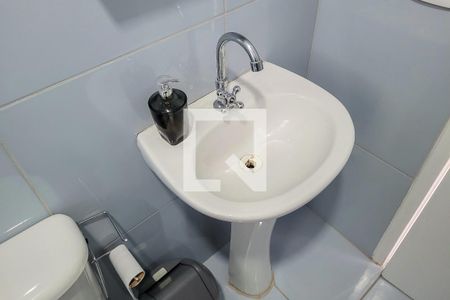 Banheiro Social de casa para alugar com 2 quartos, 65m² em Assunção, São Bernardo do Campo
