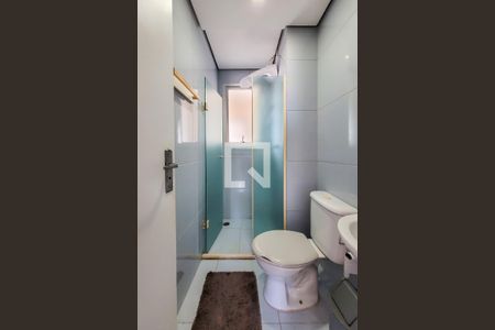 Casa para alugar com 65m², 2 quartos e 1 vaga Casa para alugar com 65m², 2 quartos e 1 vagaBanheiro Social