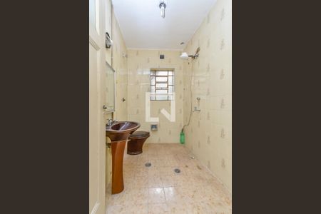 Casa à venda com 200m², 5 quartos e 4 vagas Casa à venda com 200m², 5 quartos e 4 vagasBanheiro 2 piso