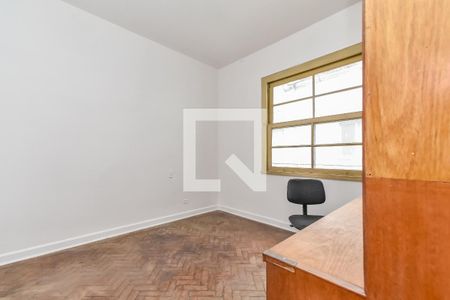 Casa à venda com 200m², 5 quartos e 4 vagas Casa à venda com 200m², 5 quartos e 4 vagasQuarto 4 - 2 piso