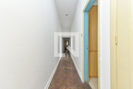 Casa à venda com 200m², 5 quartos e 4 vagas Casa à venda com 200m², 5 quartos e 4 vagasCorredor 2 piso