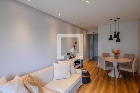 Sala de apartamento para alugar com 2 quartos, 70m² em Vila Moinho Velho, São Paulo