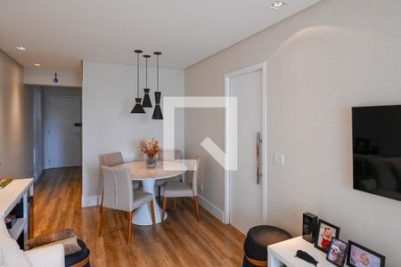 Sala de apartamento para alugar com 2 quartos, 70m² em Vila Moinho Velho, São Paulo