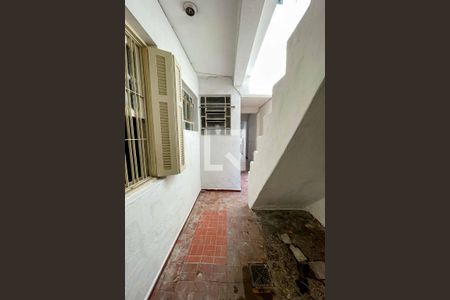 Casa para alugar com 40m², 1 quarto e sem vagaÁrea de serviço