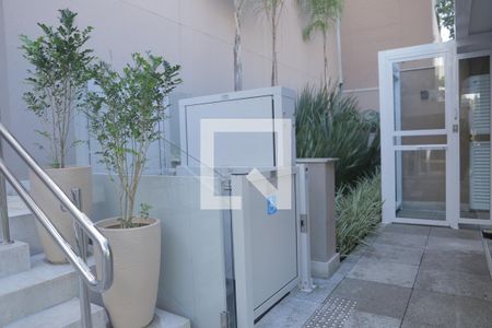Apartamento à venda com 84m², 2 quartos e 2 vagasEntrada