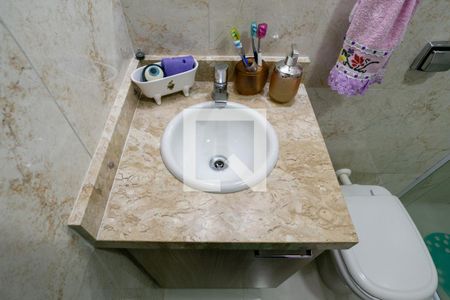 Casa à venda com 96m², 2 quartos e 1 vagaBanheiro