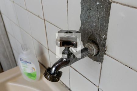 Casa à venda com 96m², 2 quartos e 1 vagaÁrea de serviço