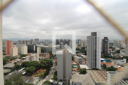 Vista da suíte  de apartamento para alugar com 2 quartos, 68m² em Perdizes, São Paulo