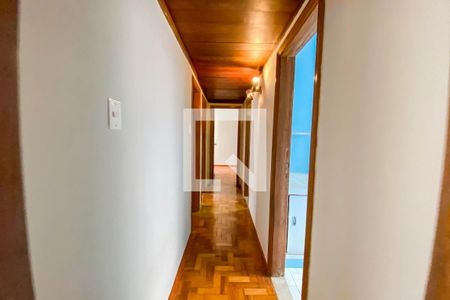 Corredor de apartamento à venda com 3 quartos, 100m² em Laranjeiras, Rio de Janeiro