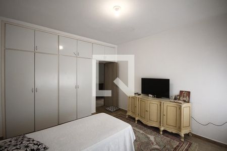 Quarto 1 de casa à venda com 3 quartos, 250m² em Vila Monumento, São Paulo