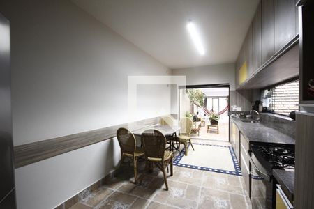 Casa à venda com 250m², 3 quartos e 4 vagasCozinha